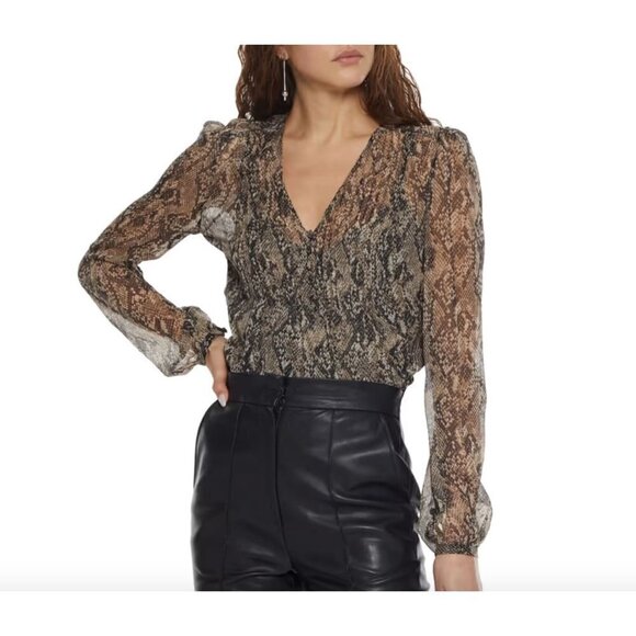 Veronica Beard Lowell Silk Snake Priht Pintuck Blouse Nude Womens Size 4 - Picture 3 of 12